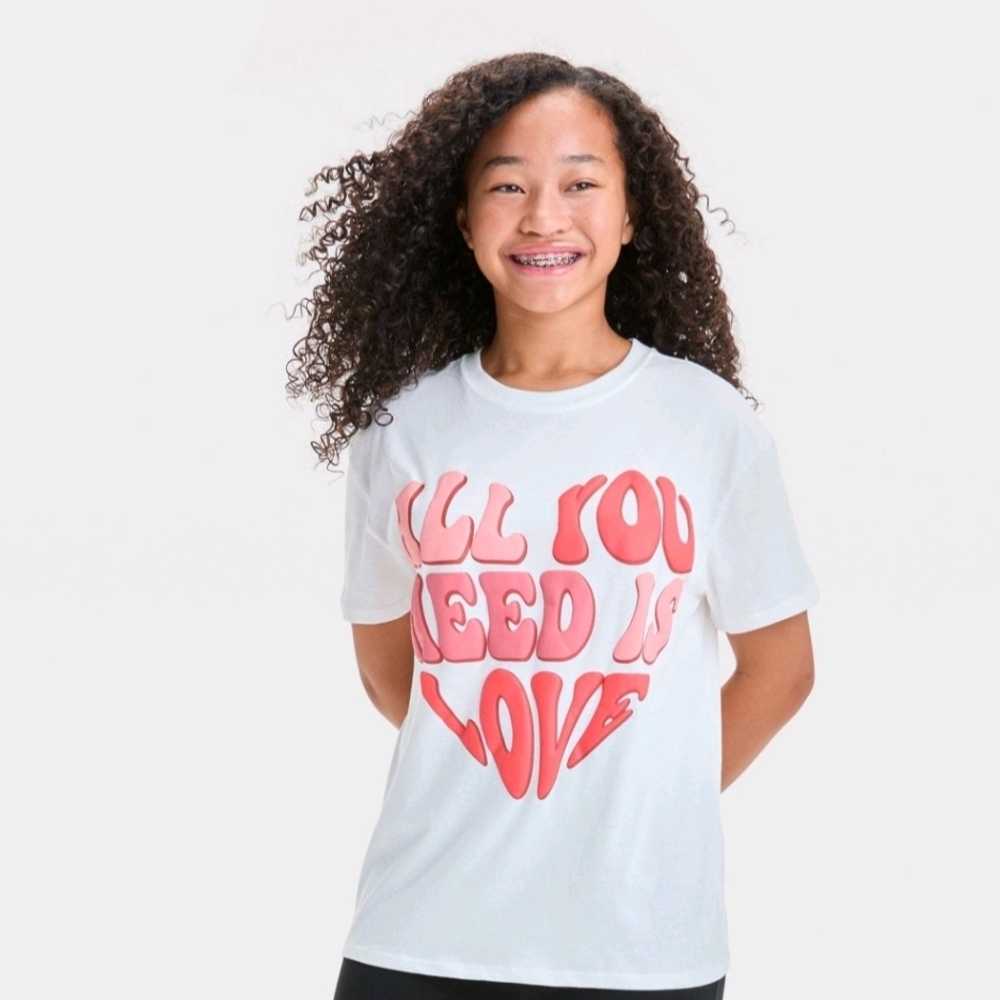 Art Class The Beatles & Rolling Stones White and Red Short Sleeve Tees 💕